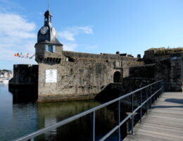pascale-bodin-carnettiste-concarneau-beffroi